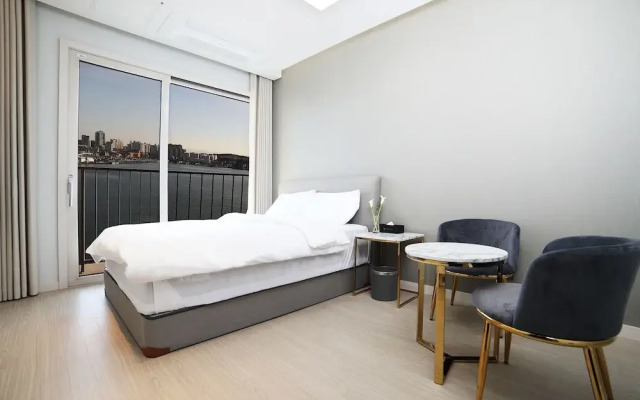 Sota Suite Sokcho Worldstate