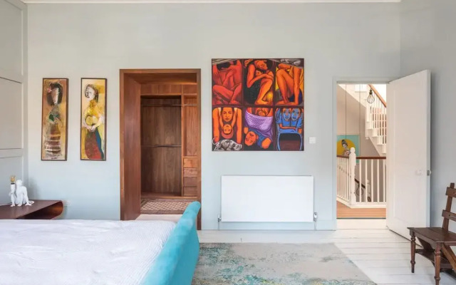 Exceptional Renovated Period Home in Clifton