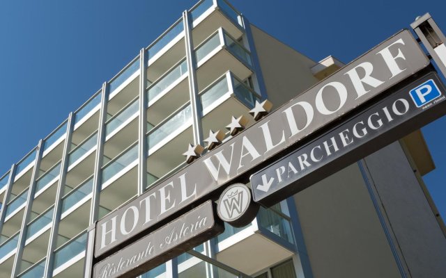 Waldorf Suite Hotel