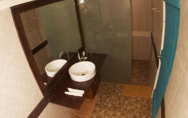 White Coconut Cottage