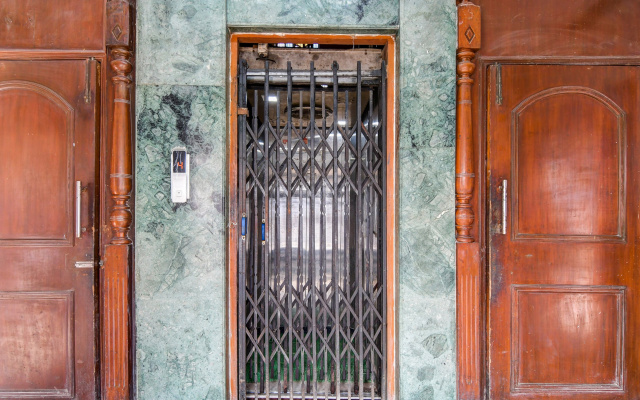 Hotel O Lenin Sarani