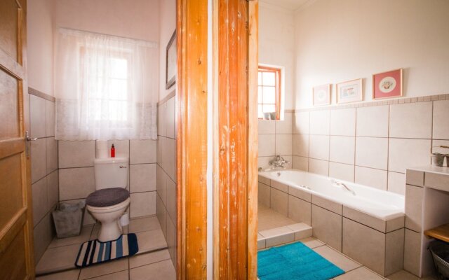 Addo Self Catering