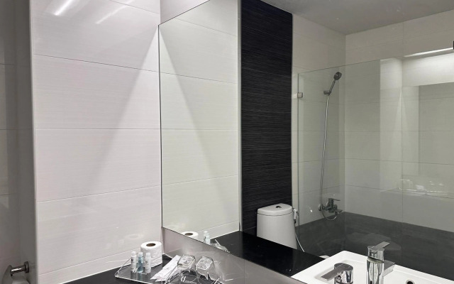 Crystal Suites Suvarnabhumi Airport