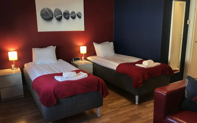 Port Hotel