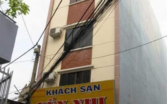 Yen Nhi Hotel