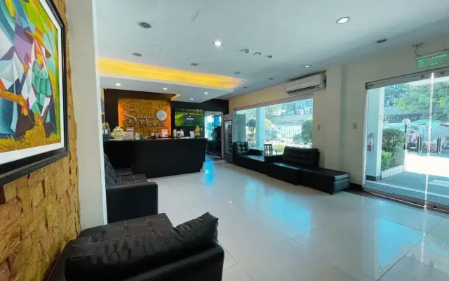 Siayan Travellers Inn Manila powered by Cocotel