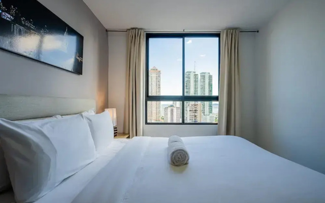w Comfy 1BR w Great View in Calle 50