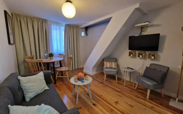 Alfama Typical Apartment Hotel