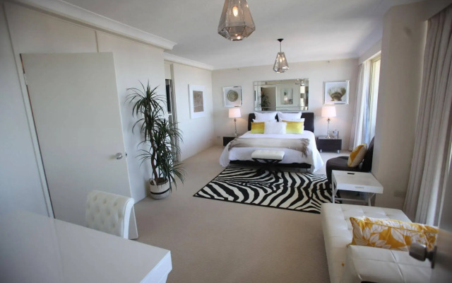Gold Coast Amor'e Luxury Sub Penthouse