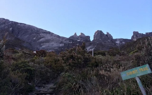 Laban Rata Resthouse - Hostel