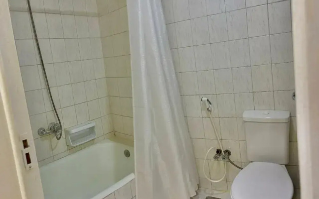 Merryland Hotel