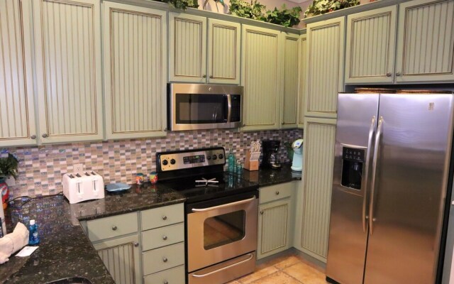 2497 Bungalo 3 Bedroom Home by RedAwning