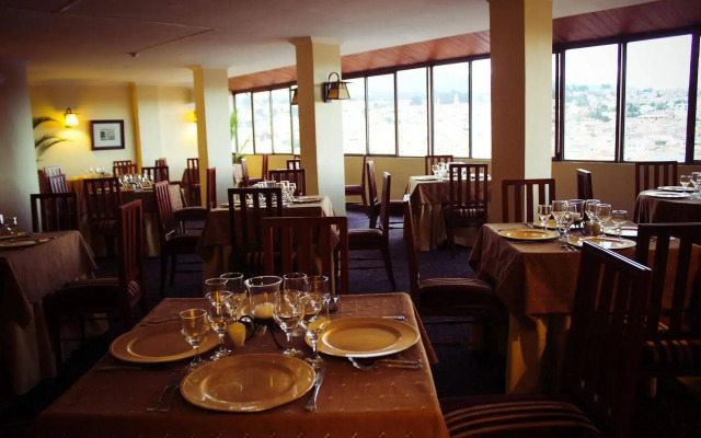 Hotel Presidente by NASS