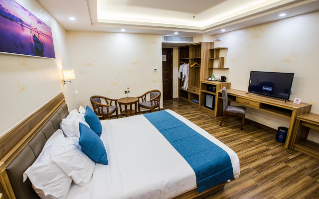 Costa Palawan Resort