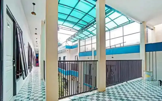 Oyo 90459 Azka Style Syariah