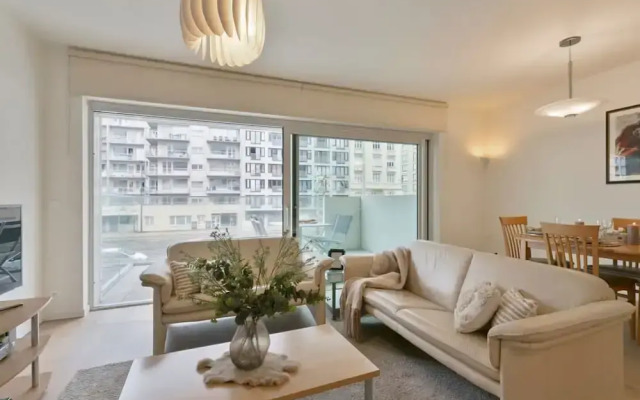 Cosy Family Apartment With Parking Near the Beach