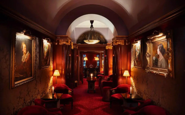 Maison Athénée