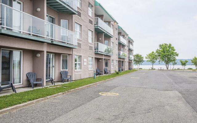 Syracuse Inn & Suites