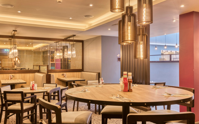 Premier Inn London Tooting Hotel