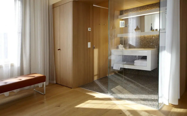 B2 Boutique Hotel + Spa