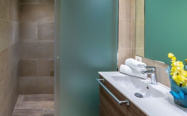 Aparthotel Esquirol