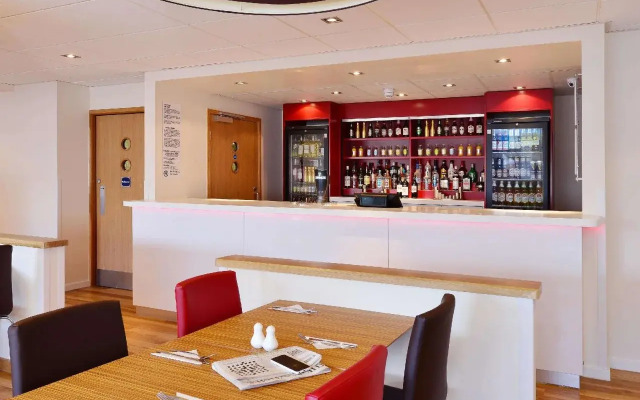 Travelodge London Raynes Park