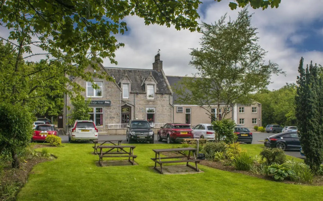 Pinehurst Lodge Hotel