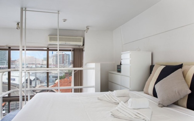 The Loft by Darling Harbour – Guest Rooms – Sydney