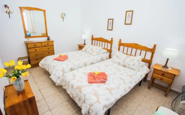 Beautiful 2 Bed Villa With Large Pool Casa Manana