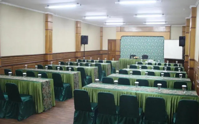 Airy Batununggal Soekarno Hatta 464 Bandung