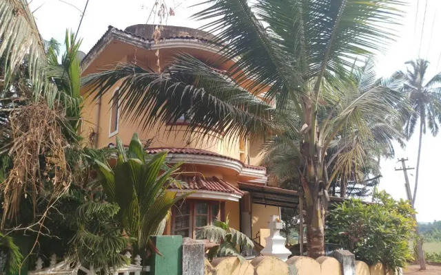 Villa Emmanuel Holiday Home