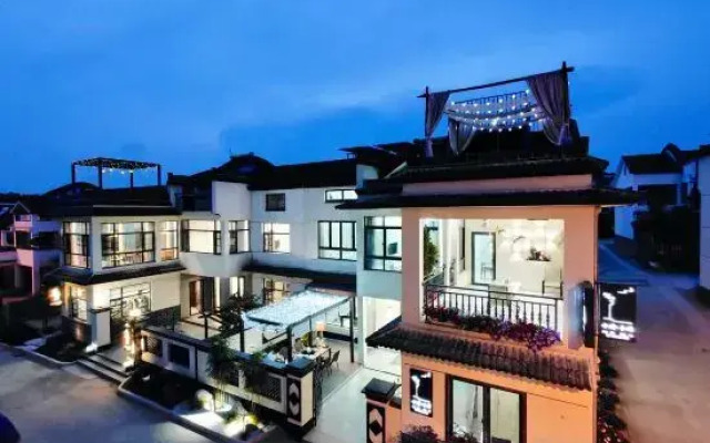 Xiao Die Qian Xun Hostel