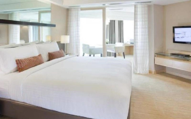 Dorsett Grand Subang