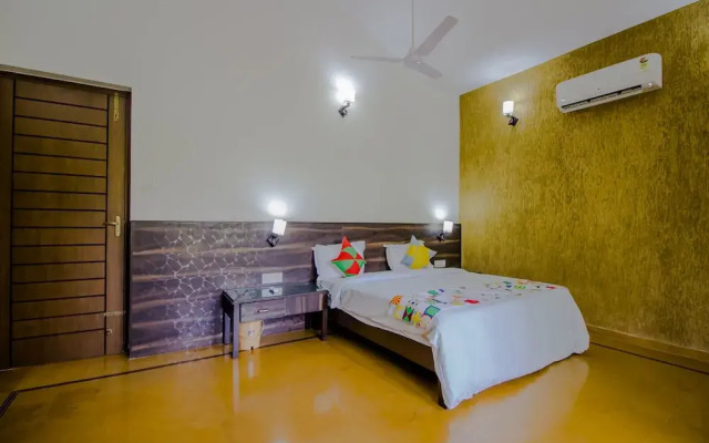 Oyo 14028 Home Exotic 1Bhk With Pool Candolim
