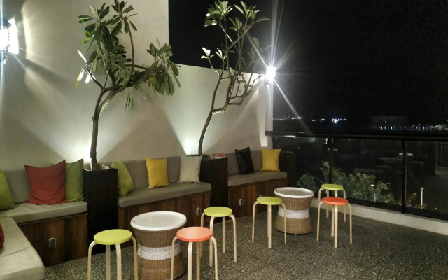 Pod House