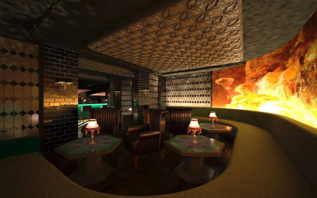 Double-Six Luxury Hotel