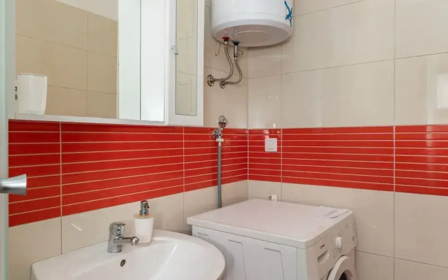 Apartments Franka - One Bedroom Apartment With Terrace and Garden View