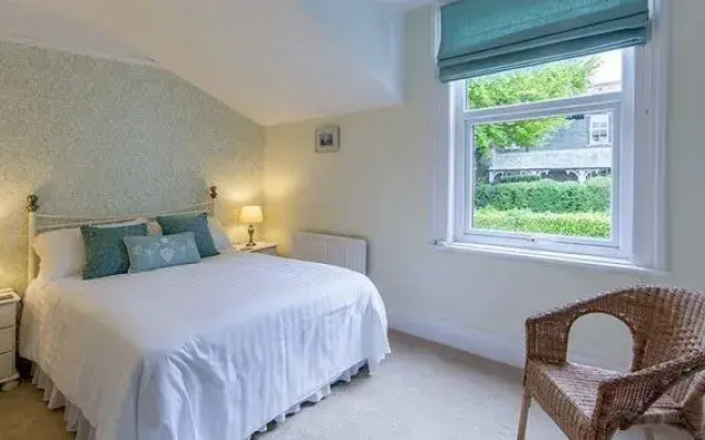 Woodside Guest House