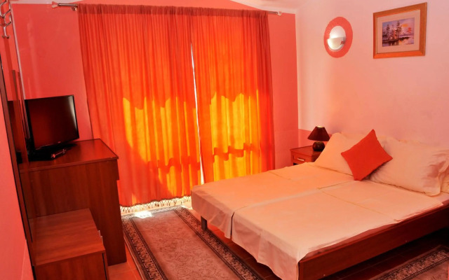 Aparthotel Villa Primafila