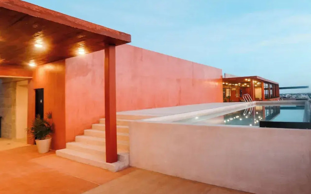 Everglades Suites
