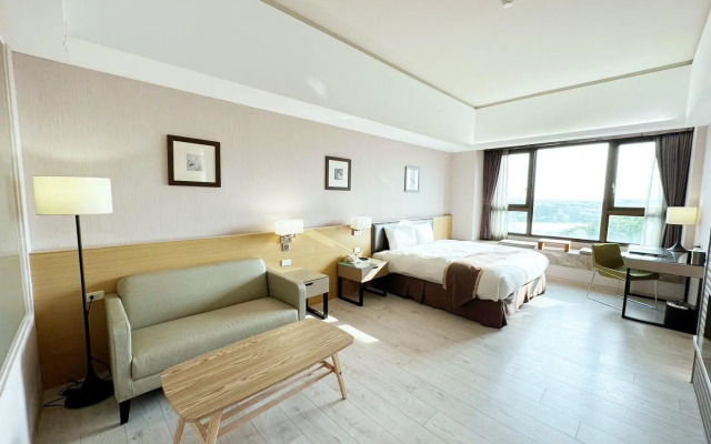 Tsun Huang Hotel