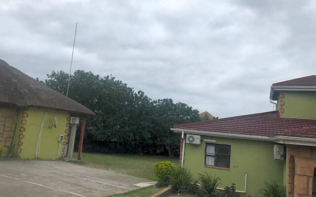 Sodwana Road Holiday Lodge