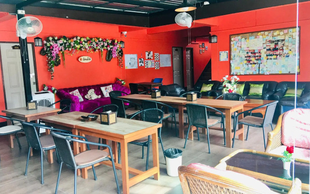 Chat House Soi 18 Mithuna Chiangrai