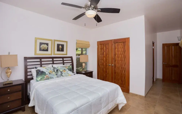 Tortuga Terrace-43 Lawson Rock 3 Bedroom Home by RedAwning