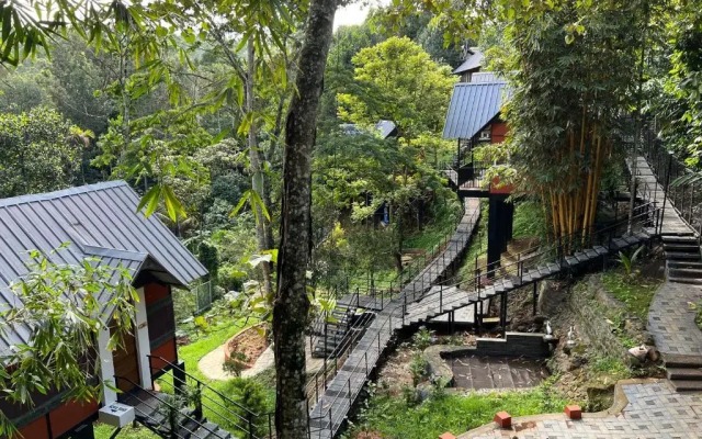 Santhi Hill View Resort