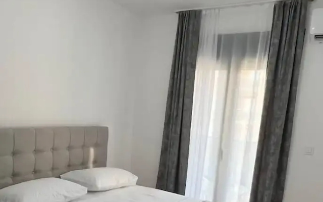 Montenegro luxury suites - New city