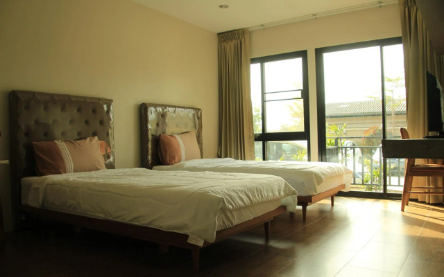 The Residence Thepkanjana