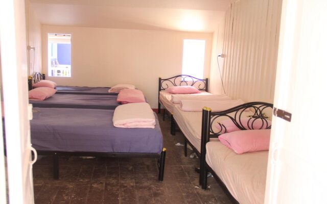 Shin Sane Guesthouse