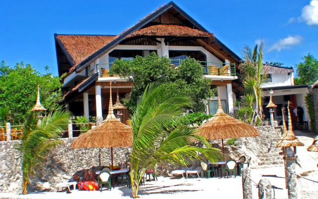 Dolphin House