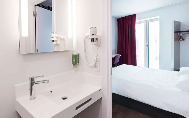 B And B Hotel Antwerp Zuid